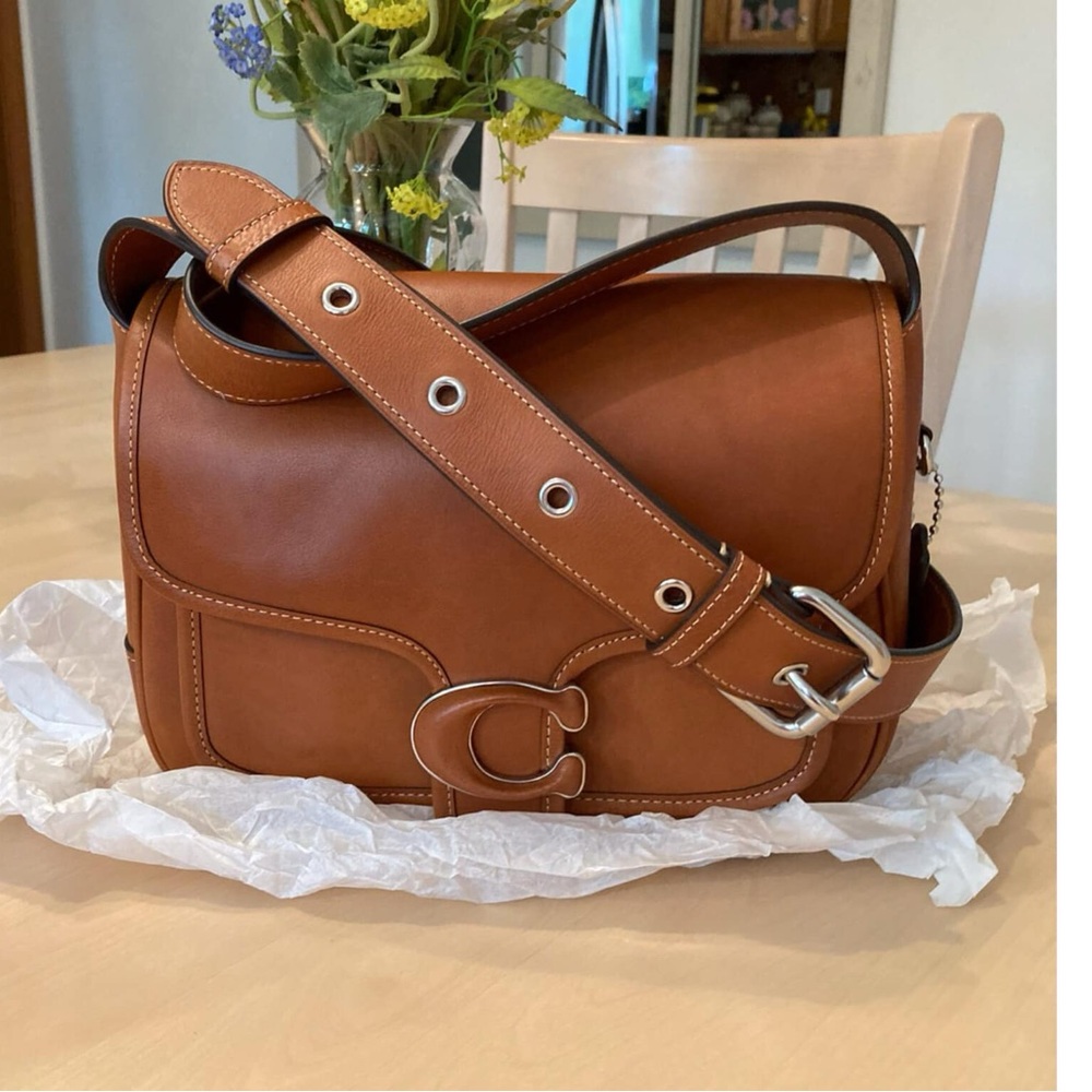 🌸 SOLD 🌸 Coach Tabby Grace Leather Messenger